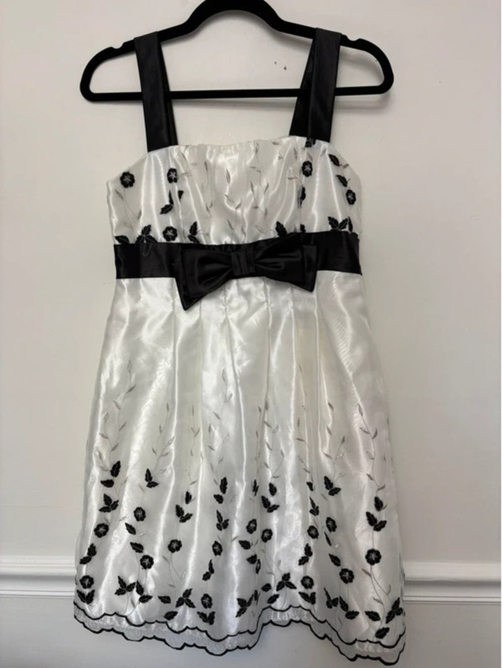 Vintage Gunne Sax Jessica McClintock Size 7 Black White Floral Bow Dress